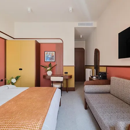 Gentletom Szálloda *